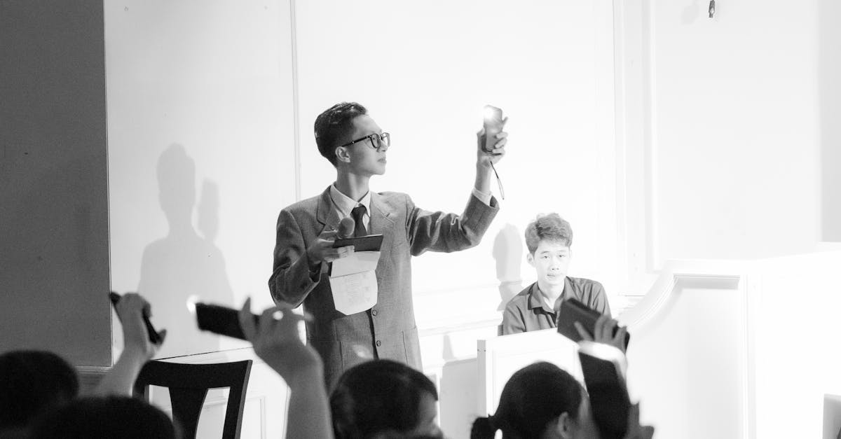 Live auction room illustrating real-time bidding and adtech data broadcasts